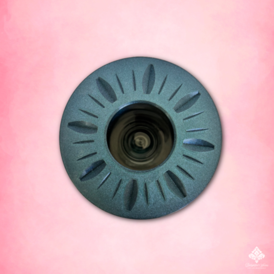 Top view of Onyx Shimmer Bouquet Vase opening